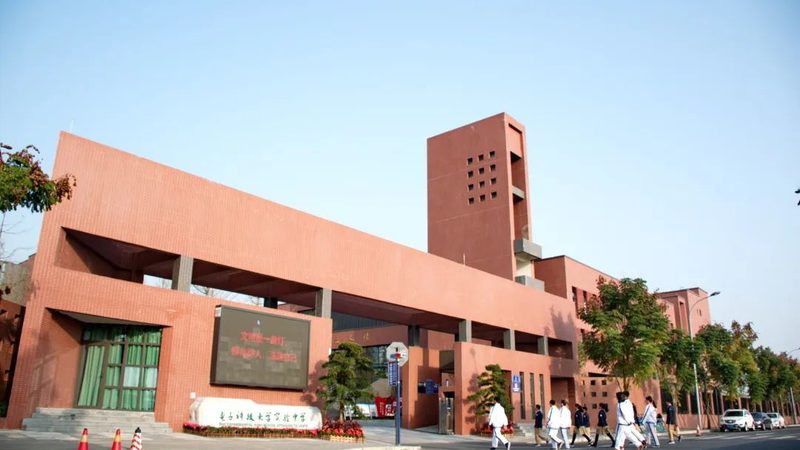 PCB板电子元件安装流程详解：从原理到实践